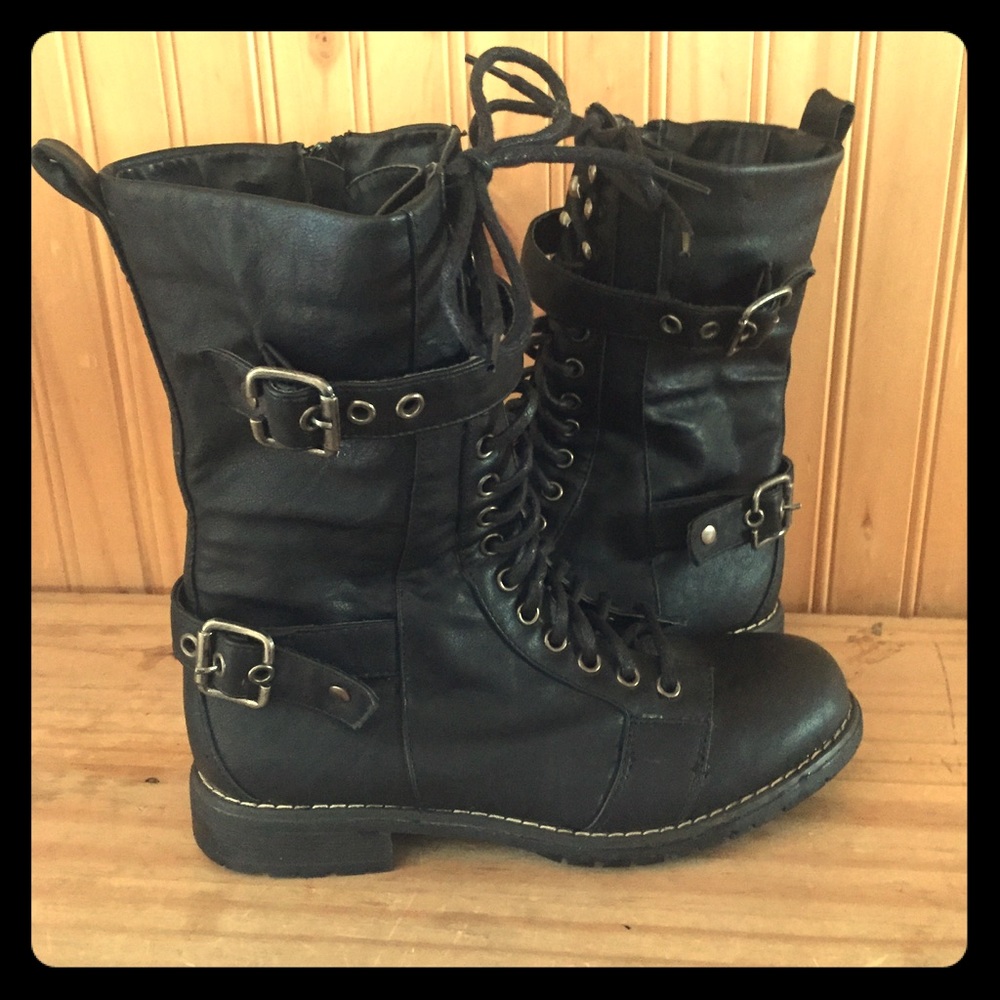 Cathy Jean, Like New, Black Combat Boots